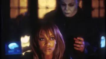 Backdrop to the movie "Halloween: Resurrection" #1168360