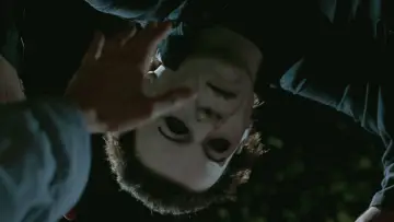 Backdrop to the movie "Halloween: Resurrection" #1201452