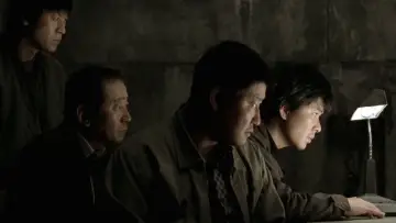 Backdrop to the movie "Memories of Murder" #630472