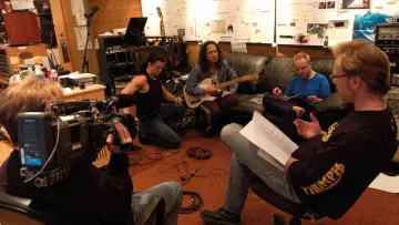 Backdrop to the movie "Metallica: Some Kind of Monster" #1050107