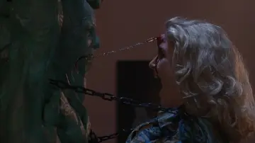 Backdrop to the movie "Hellraiser III: Hell on Earth" #1202036