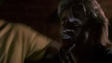 Backdrop to the movie "Hellraiser III: Hell on Earth" #1202055