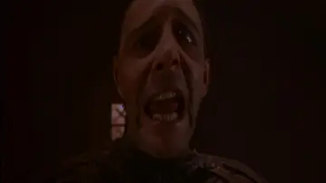 Backdrop to the movie "Hellraiser III: Hell on Earth" #1202079