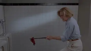 Backdrop to the movie "Serial Mom" #817380