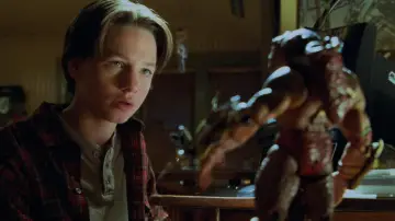 Backdrop to the movie "Small Soldiers" #1199289