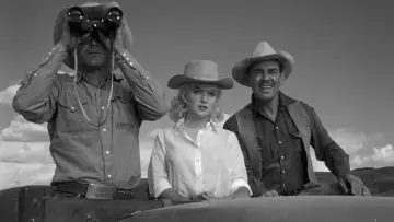 Backdrop to the movie "The Misfits" #250266
