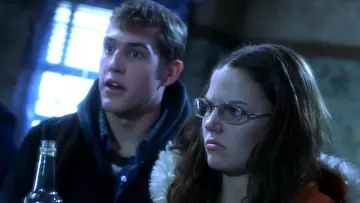 Backdrop to the movie "Stir of Echoes" #902068