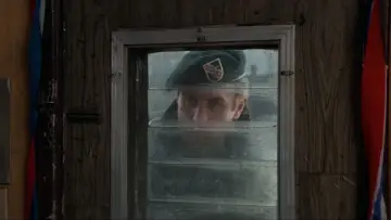 Backdrop to the movie "The Deer Hunter" #649447