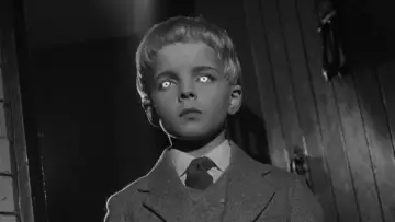 Backdrop to the movie "Village of the Damned" #1185360