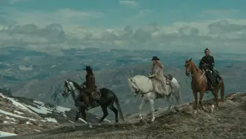 Backdrop to the movie "Red Sun" #1185995