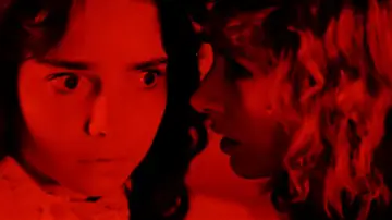 Backdrop to the movie "Suspiria" #695869