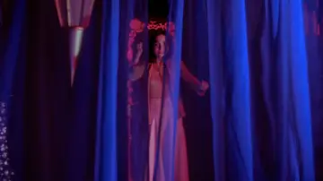 Backdrop to the movie "Suspiria" #816768