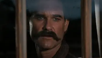 Backdrop to the movie "Tombstone" #647586