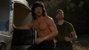 Backdrop to the movie "UHF" #996557
