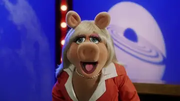Backdrop to the movie "Muppets from Space" #742965