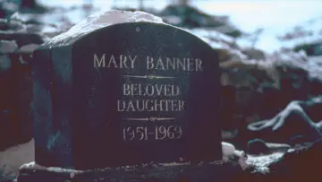 Backdrop to the movie "Urban Legends: Bloody Mary" #1041940