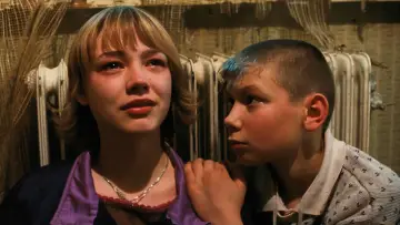 Backdrop to the movie "Lilya 4-ever" #886914