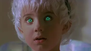 Backdrop to the movie "Village of the Damned" #1001826