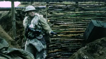 Backdrop to the movie "Deathwatch" #1106526