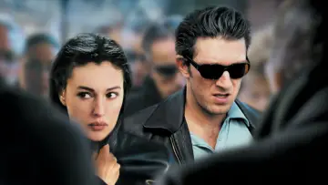 Backdrop to the movie "Secret Agents" #1442795