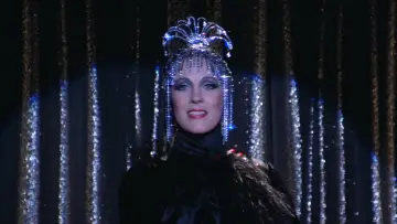 Backdrop to the movie "Victor/Victoria" #972820