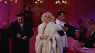Backdrop to the movie "Victor/Victoria" #972821