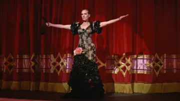 Backdrop to the movie "Victor/Victoria" #972828