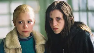 Backdrop to the movie "Ginger Snaps 2: Unleashed" #980124