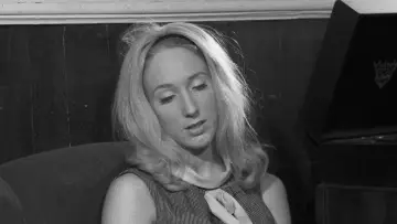 Backdrop to the movie "Night of the Living Dead" #697283
