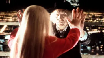Backdrop to the movie "Poltergeist III" #362997