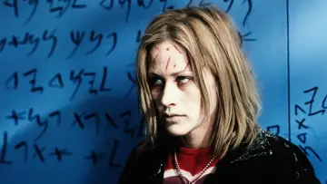 Backdrop to the movie "Stigmata" #293467