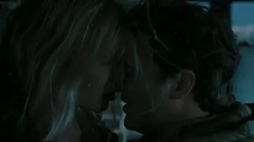 Backdrop to the movie "Two Lovers" #650337