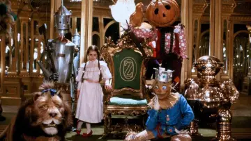 Backdrop to the movie "Return to Oz" #269591