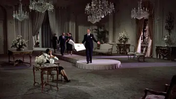 Backdrop to the movie "Funny Face" #992815