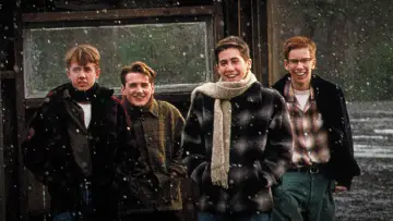 Backdrop to the movie "October Sky" #876661