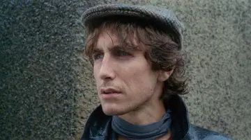 Backdrop to the movie "Withnail & I" #1583924