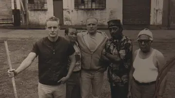 Backdrop to the movie "Bottle Rocket" #697335