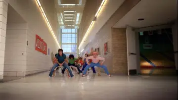 Backdrop to the movie "High School Musical 2" #647019
