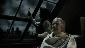Backdrop to the movie "Sweeney Todd: The Demon Barber of Fleet Street" #811055