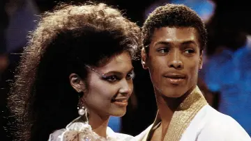 Backdrop to the movie "The Last Dragon" #1028127