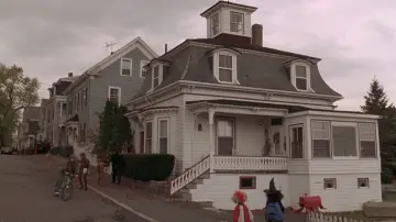 Backdrop to the movie "Hocus Pocus" #506824