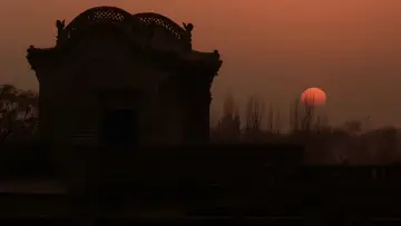 Backdrop to the movie "Raise the Red Lantern" #1185063