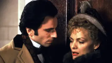 Backdrop to the movie "The Age of Innocence" #881039
