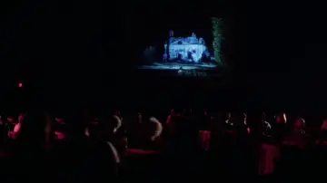 Backdrop to the movie "Demons" #901559