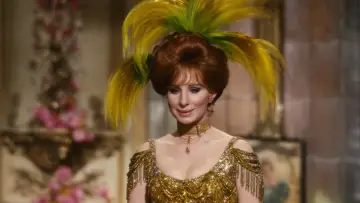 Backdrop to the movie "Hello, Dolly!" #252664