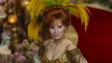 Backdrop to the movie "Hello, Dolly!" #252665