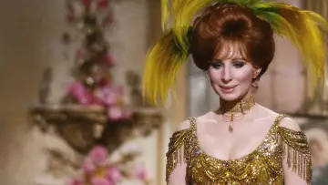 Backdrop to the movie "Hello, Dolly!" #739101
