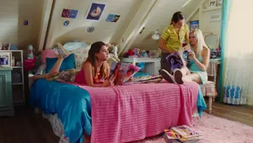 Backdrop to the movie "Aquamarine" #1581004