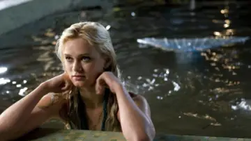 Backdrop to the movie "Aquamarine" #869229