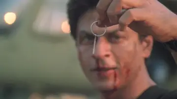 Backdrop to the movie "Main Hoon Na" #890042
